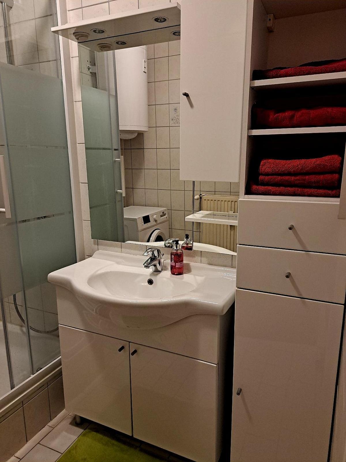 Rentcenter79_2 Hotel Sankt Michael in Obersteiermark Ruang foto